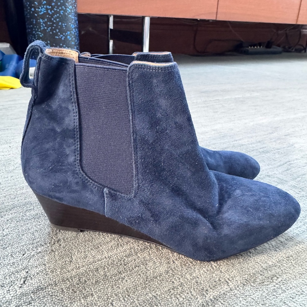 Talbots Dark Blue Suede Ankle Booties